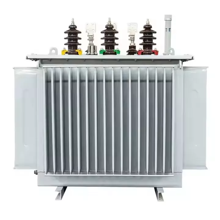 Transformador elétrico imerso em óleo trifásico externo